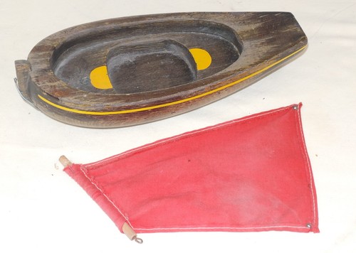 Bateau canot voilier de - -,