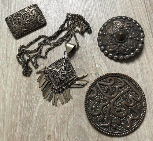 Lot bijoux anciens art - bijoux,