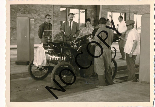 Photo ancien véhicule auto - ancien,
