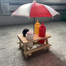 Backyard BBQ Picnic Table/Umbrella Condiment Set