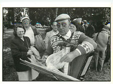 Yvon Kervinio La Boueze Combourg L homme a la score (accordion)