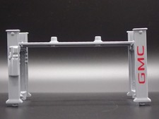 GMC 1:64 Echelle AUTO SHOP