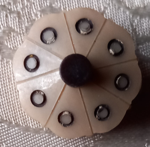 Ancien bouton vintage forme - bouton,