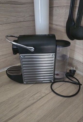 Nespresso krups pixie machine - nespresso,