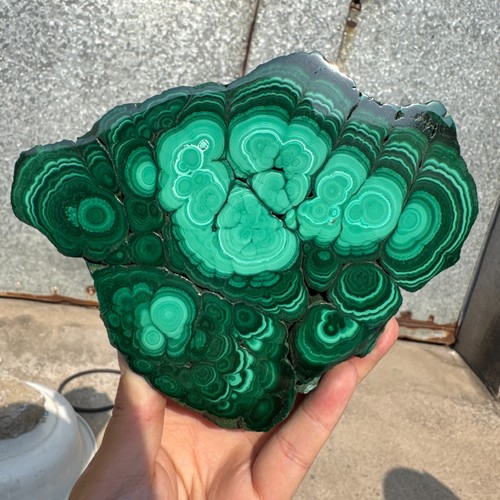 670g natural green malachite - natural,