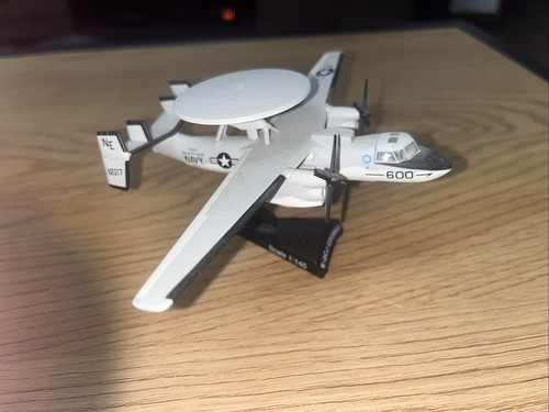 Avion miniature militaire - miniature,