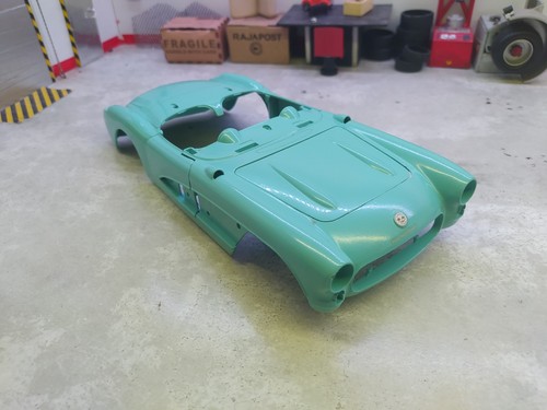 Carrosserie bleu - 1/18,