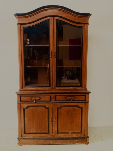Buffet vitrine deux - buffet, corps