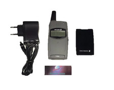 Téléphone GSM Sony Ericsson T28s - « Réseau Hors Service » Vintage Collection