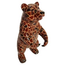 Figurine de l'ours brun en