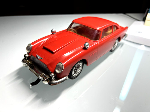 Superbe aston martin - aston,