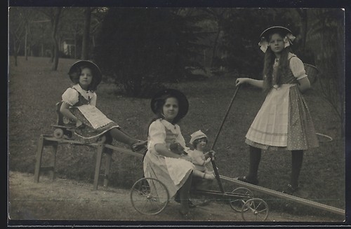 Carte postale trois filles - postale,