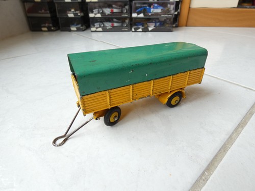 Remorque bachée dinky toys - remorque,