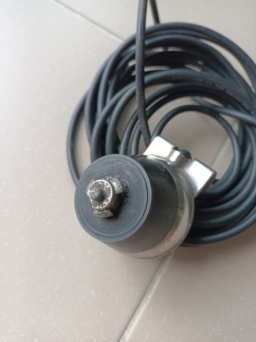 Embase pour antenne - antenne, cibi