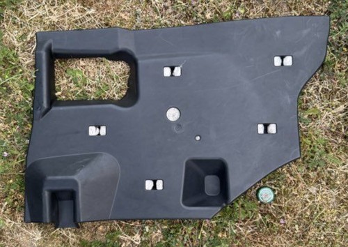 Cache sous tableau bord - de,
