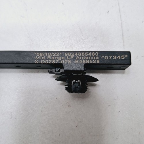 Peugeot 208 2023 antenne - 208,