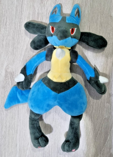 Peluche lucario pokémon très - peluche,