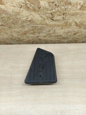 Land Rover Defender 2024