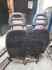 Siege avant droit (banquette