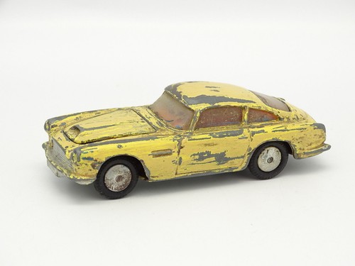 Corgi toys aston - corgi,