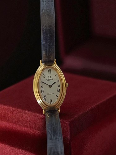 Rare montre femme titusroma - montre,