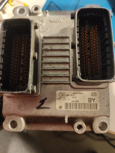 Calculateur moteur opel - calculateur,