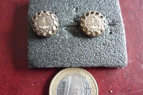 Paire bouton metal - ,