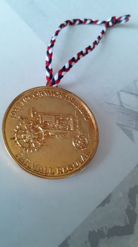 Médaille tracteur mc - ,