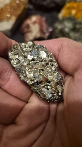 Pyrite naturelle dorée - ,