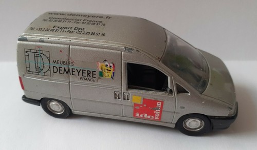 Véhicule miniature 43 - véhicule, 1/43
