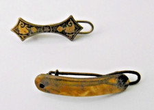 2 Pinces anciennes de poupée