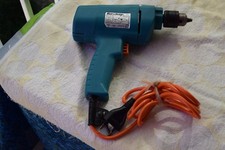 Perceuse Black et Decker D110