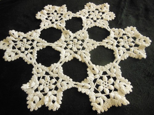 Napperon vintage crochet - ,