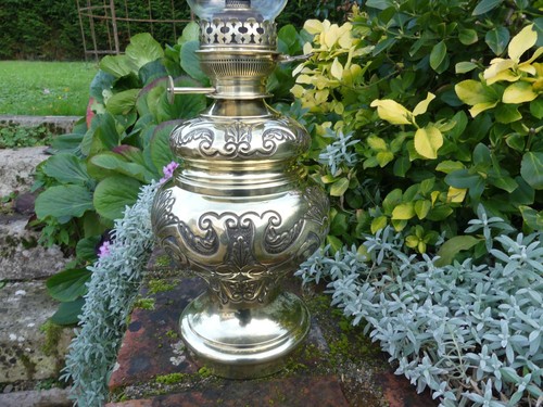 Grande lampe pétrole - grande, à
