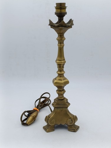 Ancien pied lampe gothique - pied,