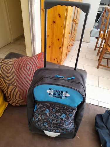 Cartable roulettes tissu - à, en