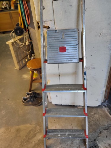 Escabeau aluminium