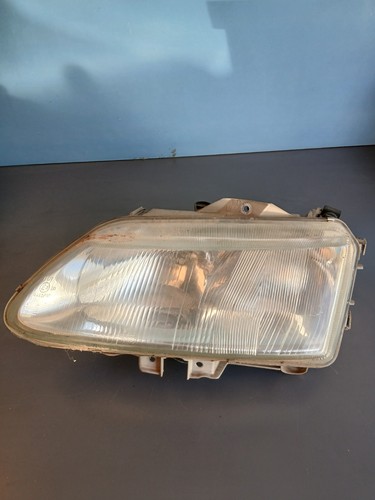 Renault laguna phare avant - /,