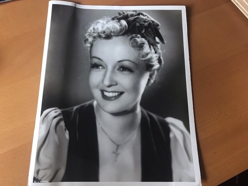 Dita parlo photo presse - -,