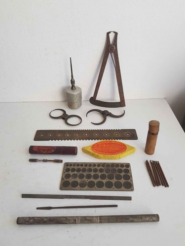 Lot anciens outils