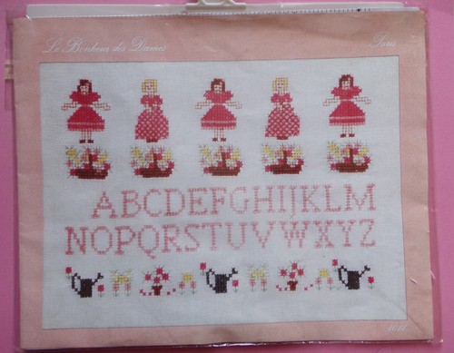 Kit broderie point de croix - §,