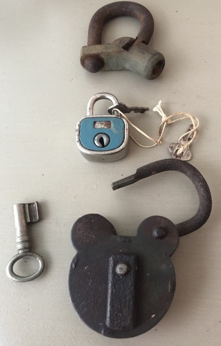 Lot cadenas anciens - lot,