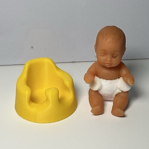 Miniverse miniature baby with