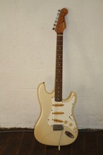 Guitare électrique vintage SUNN (FENDER) Mustang 1980 INDIA