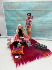 Barbie Basics 2025 blonde et