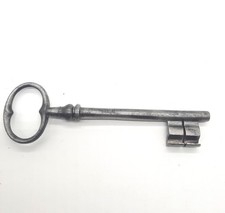 Ancienne grosse clé Grande