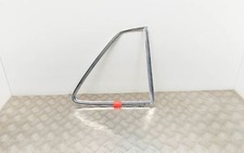 MERCEDES BENZ SL R107 380 Hardtop cadre décoratif droit 1076731630 année 1981...