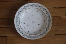 Paris 18th Century Porcelain Hollow Plate - Manufacture Dilh et Guérard - Barbeaux