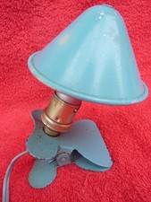 Ancienne lampe a pince