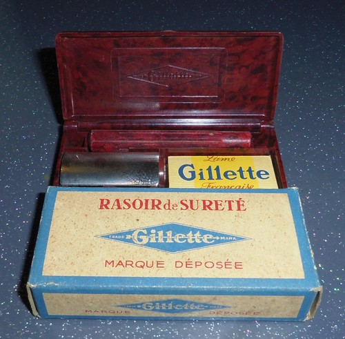 Ancien rasoir voyage - ancien,